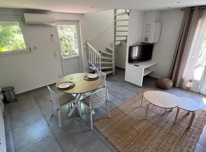 Holiday home La Rapha'elle *